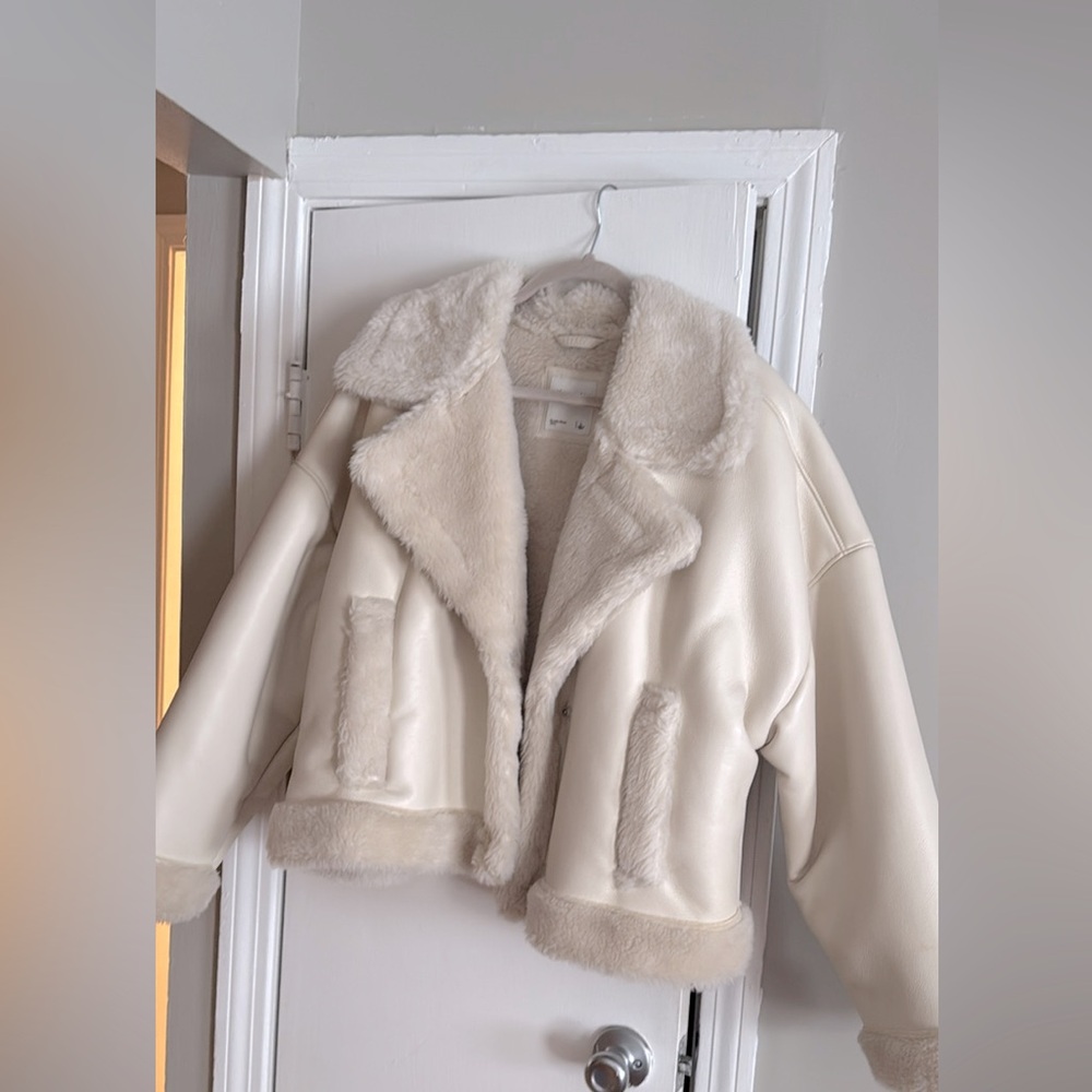 Abercrombie & Fitch Size L cream leather + fur coat